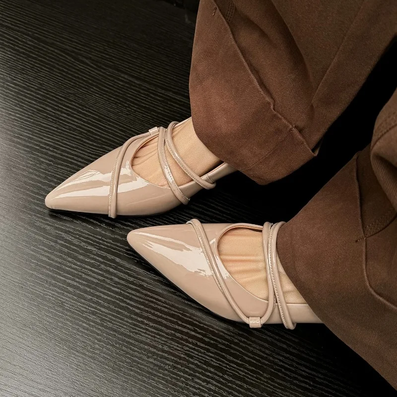 Серебристые кожаные туфли на в – обзор и цена Heels