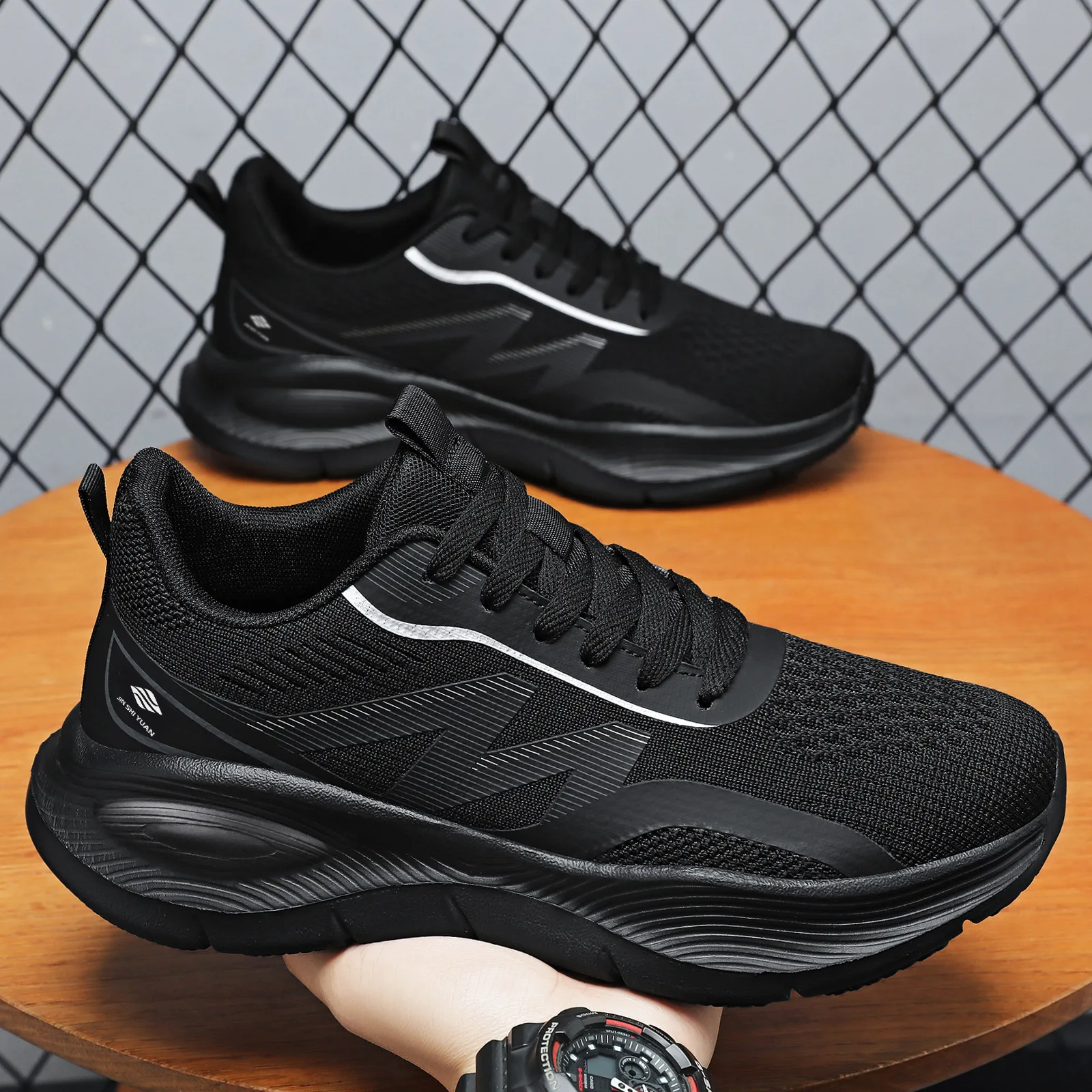 Мужские кроссовки для бега с с – обзор и цена Shock Absorbing Gym Trainers